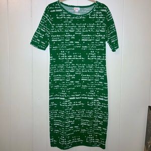 LuLaRoe New without tags, Green and White print Julia dress short sleeves
